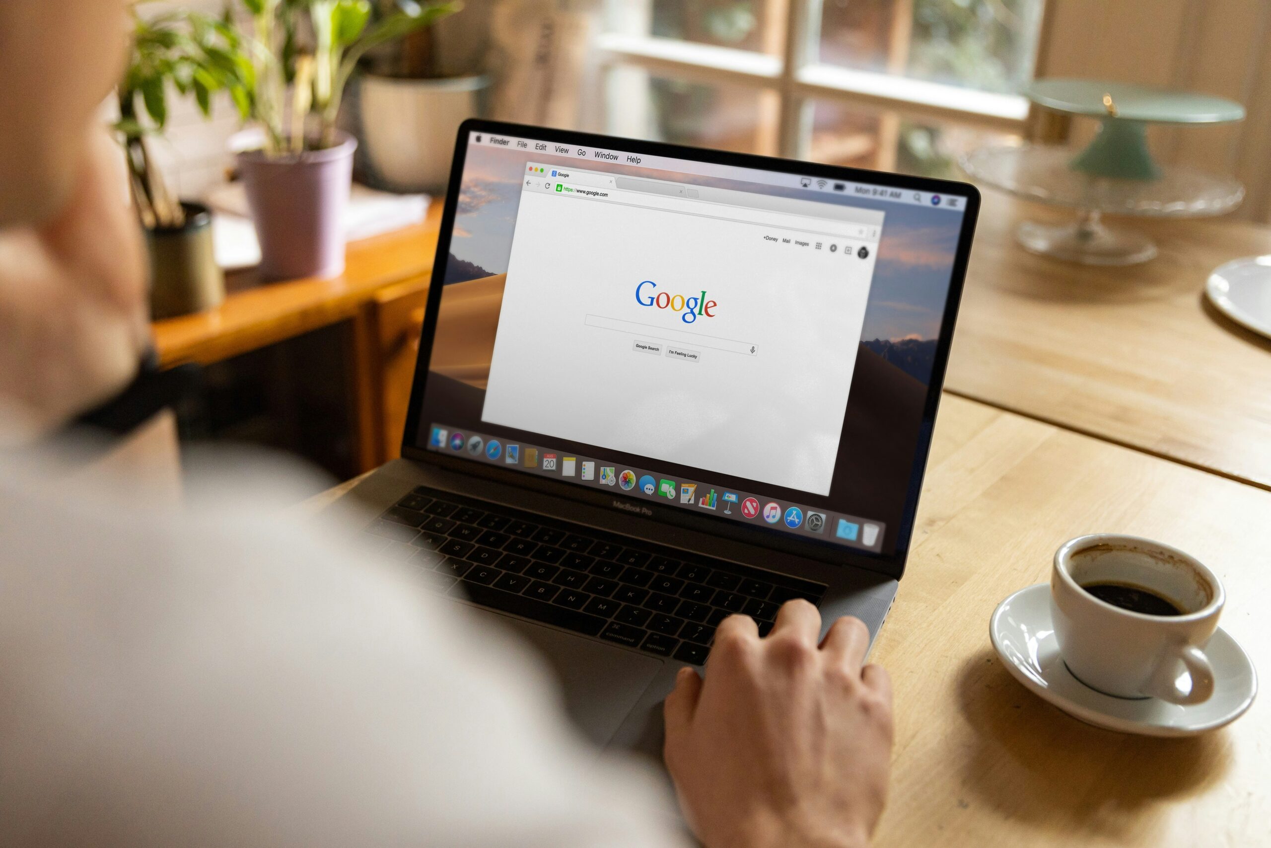 SEO für Arztpraxen: So wirst du bei Google gefunden – ohne Agentur-Chinesisch